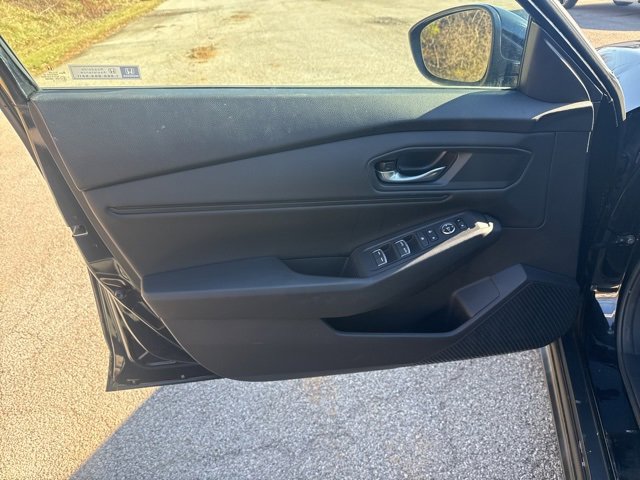 Used 2023 Honda Accord EX image 9