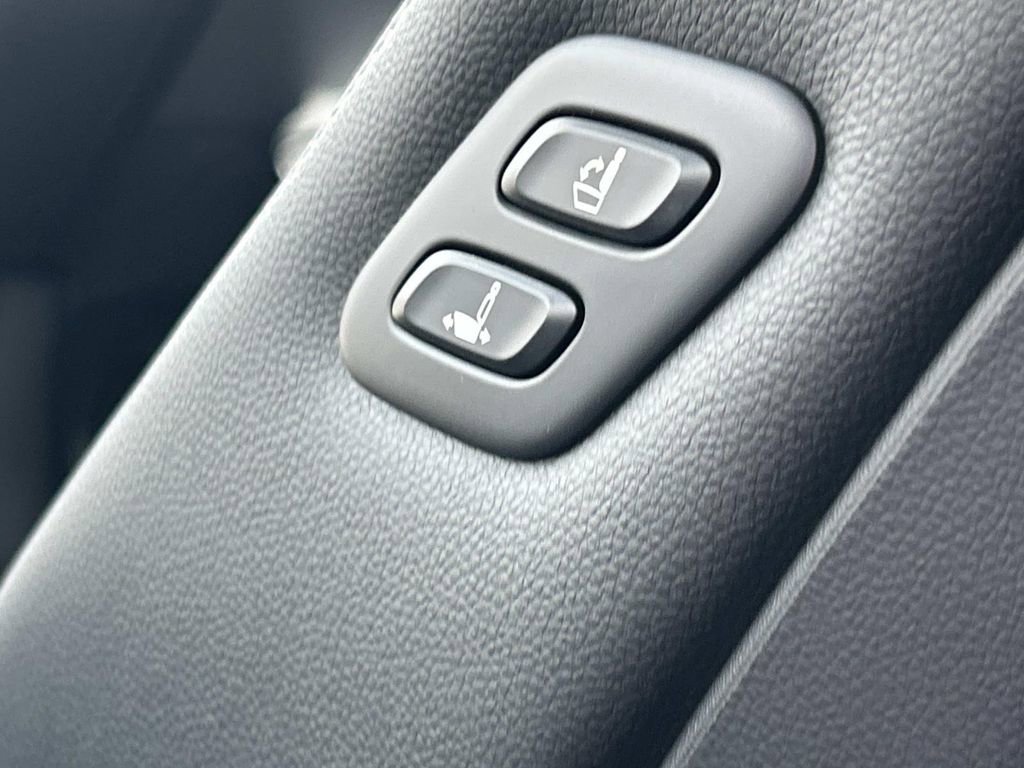 New 2026 Genesis GV70 2.5T Sport Prestige AWD/4WD image 25