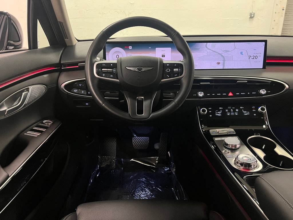 Used 2026 Genesis GV70 2.5T AWD/4WD image 15