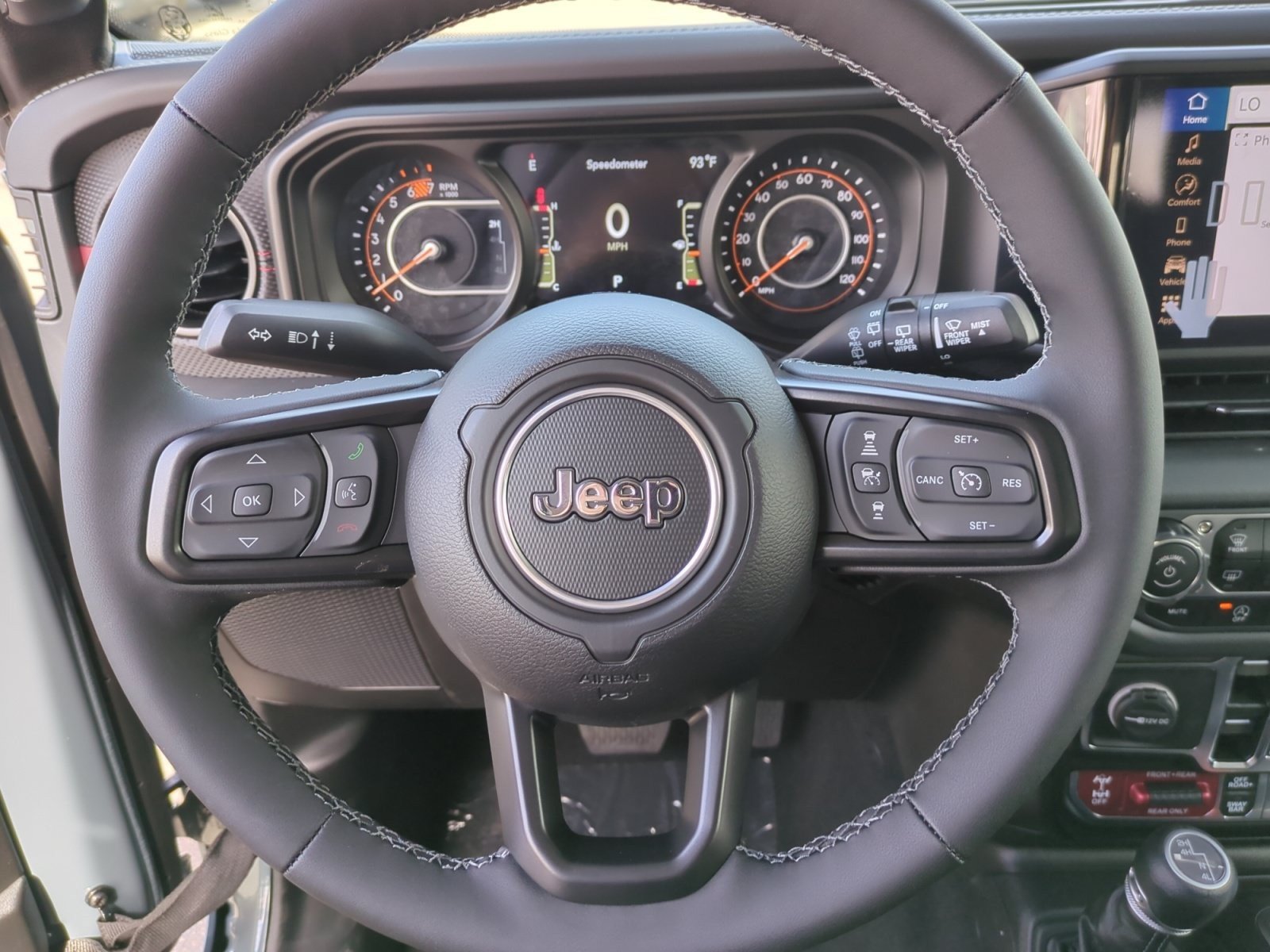 New 2025 Jeep Wrangler Unlimited Rubicon w/ Safety Group AWD/4WD image 9