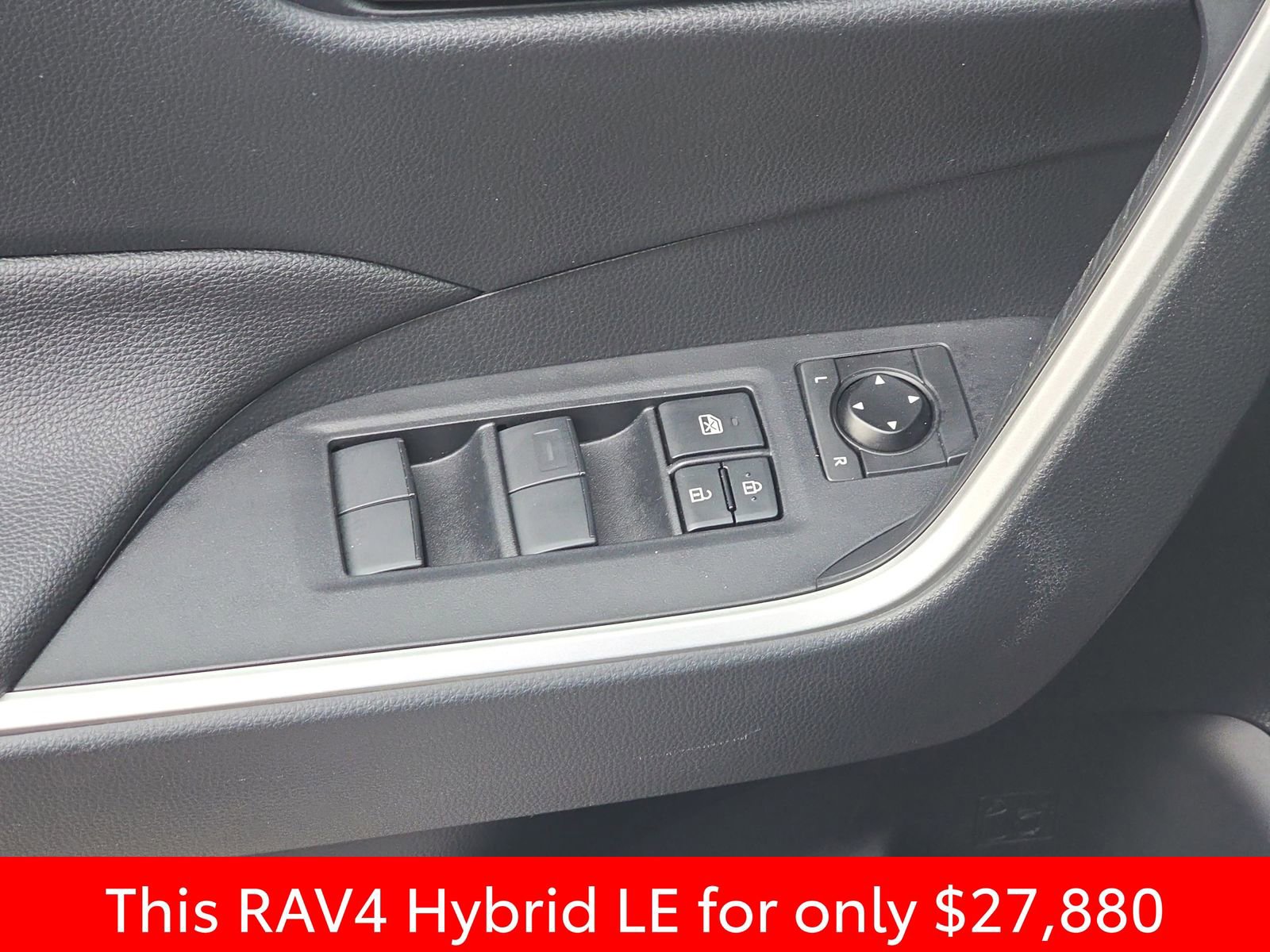 Used 2023 Toyota RAV4 LE image 34