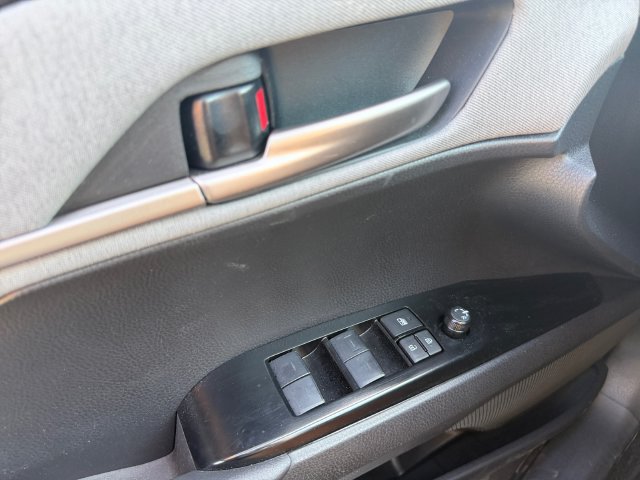 Used 2026 Toyota Camry LE w/ Convenience Package FWD image 17