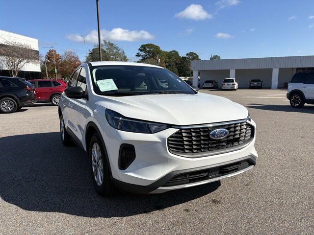 Used 2023 Ford Escape Active image 2