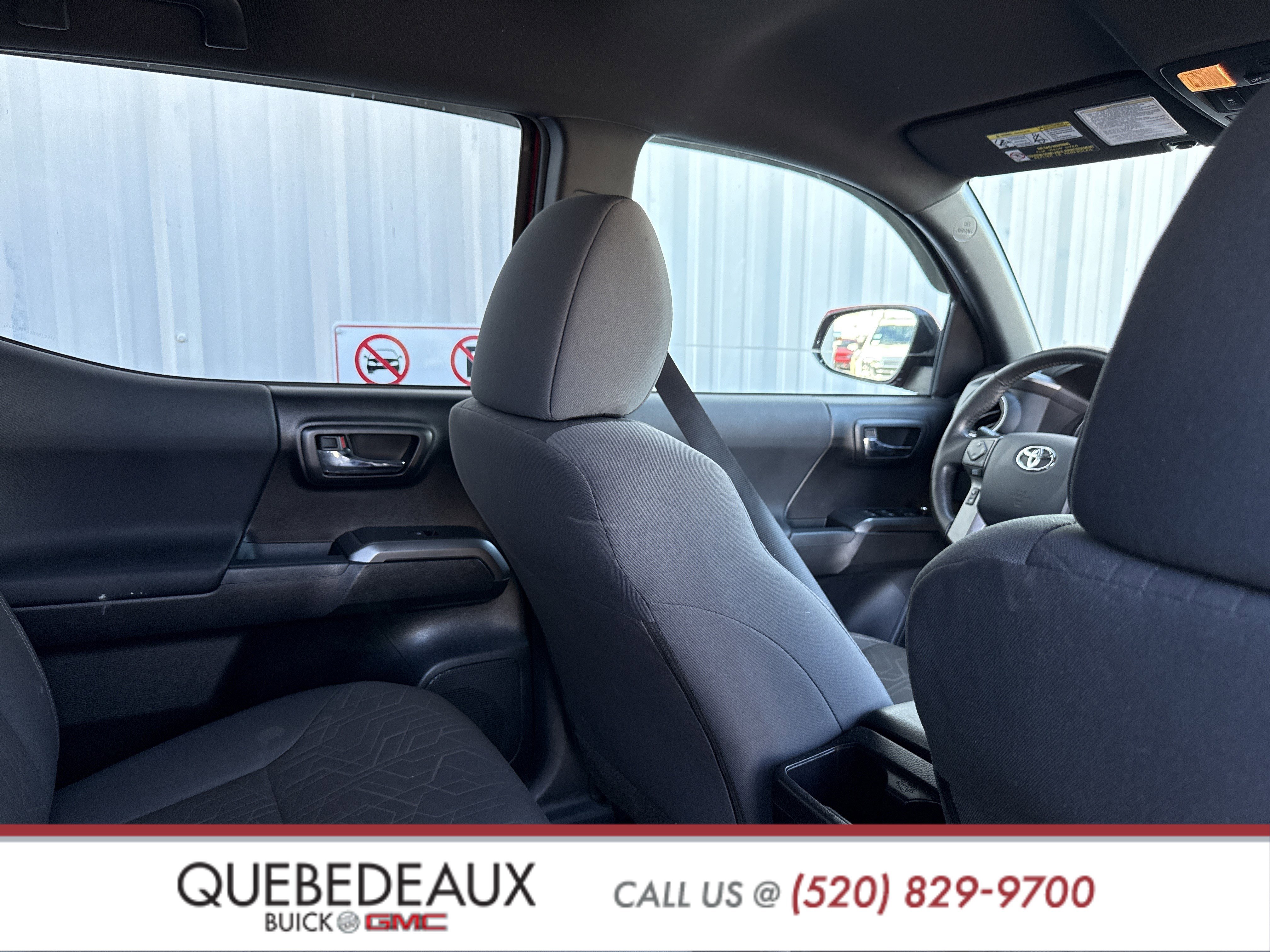 Used 2016 Toyota Tacoma TRD Sport image 41