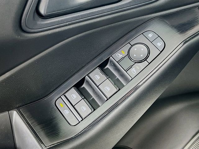 Used 2024 Nissan Rogue S FWD image 9