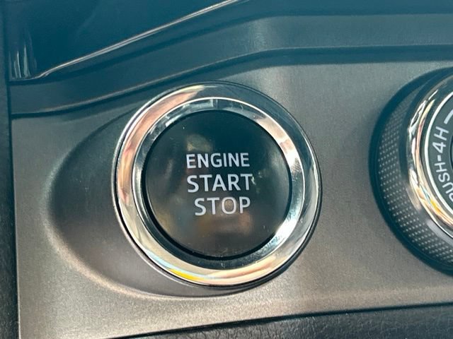 Used 2018 Toyota Tacoma TRD Off-Road w/ Technology Package AWD/4WD image 52