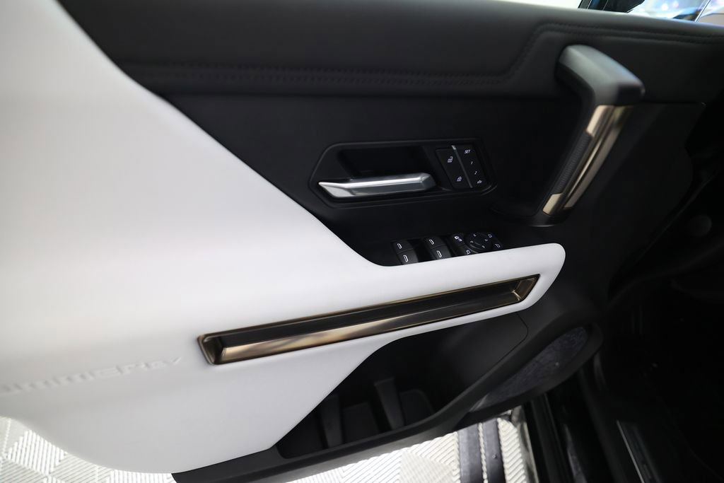 Used 2025 GMC Hummer EV 3X image 16