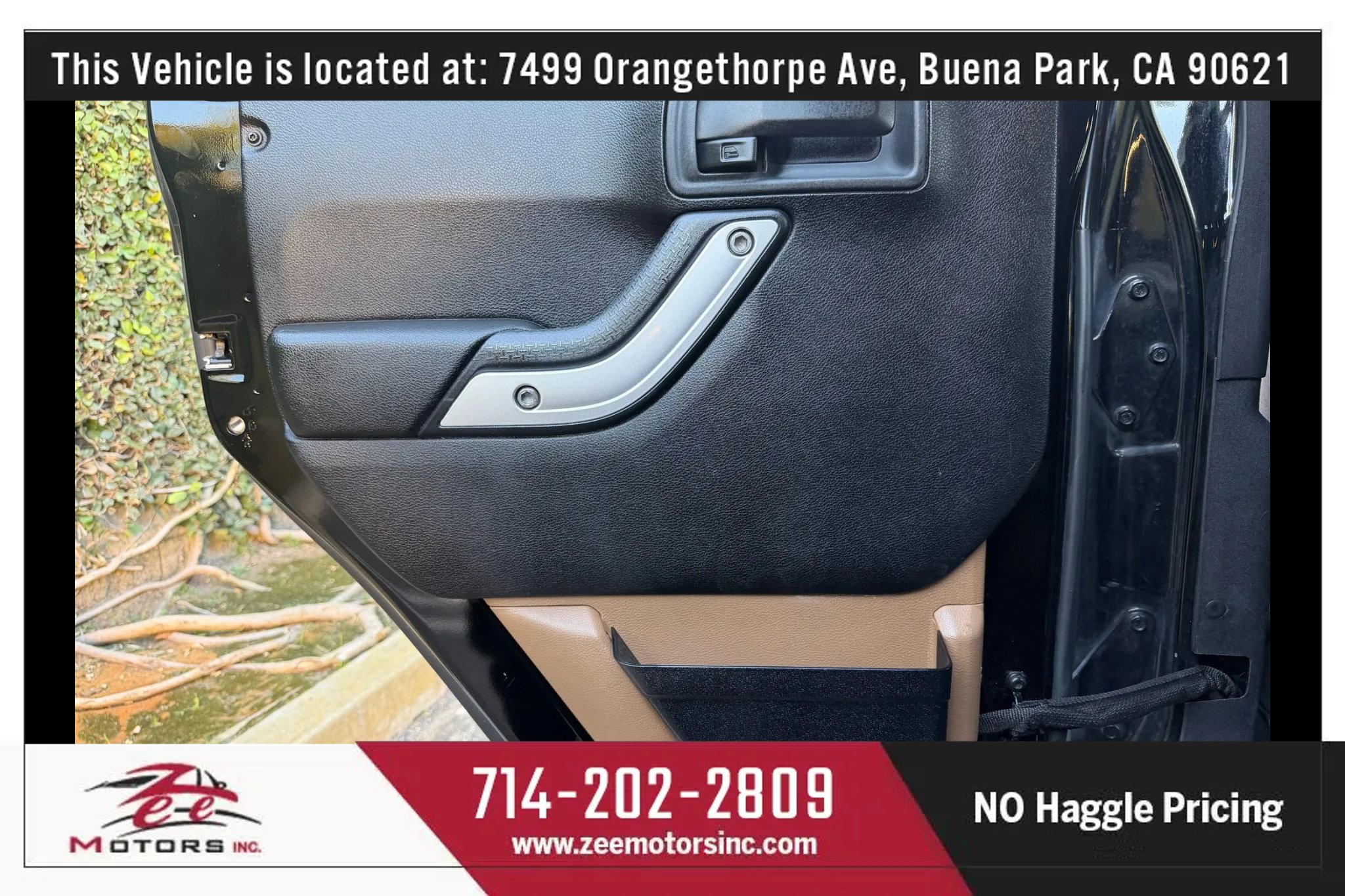 Used 2013 Jeep Wrangler Unlimited Sahara w/ Connectivity Group image 37