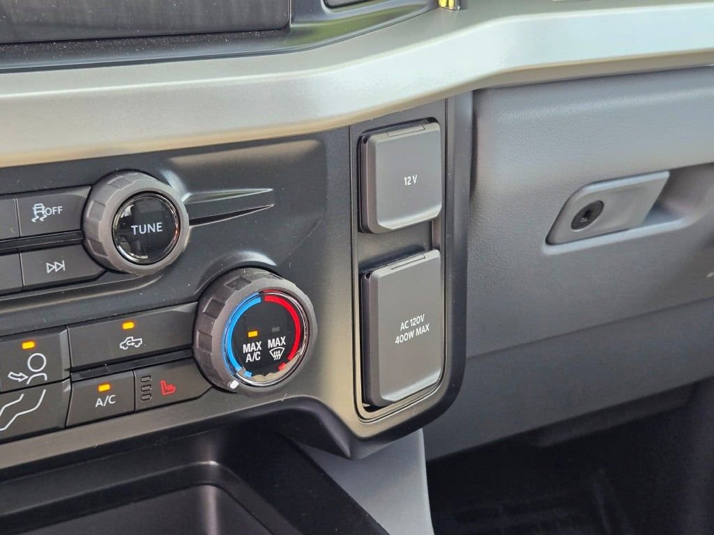 New 2026 Ford F350 XLT w/ XLT Premium Package image 28