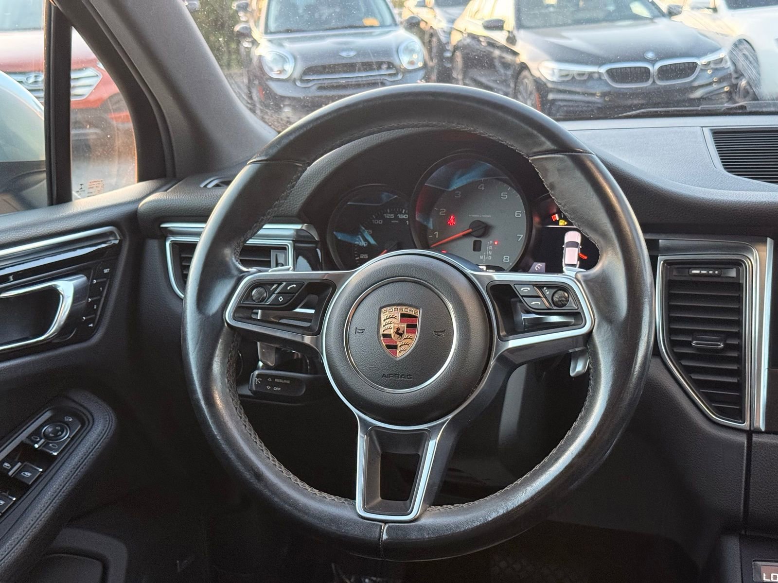 Used 2017 Porsche Macan S image 32