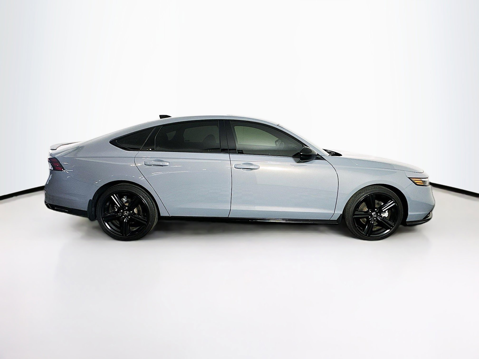 Used 2025 Honda Accord Sport image 10