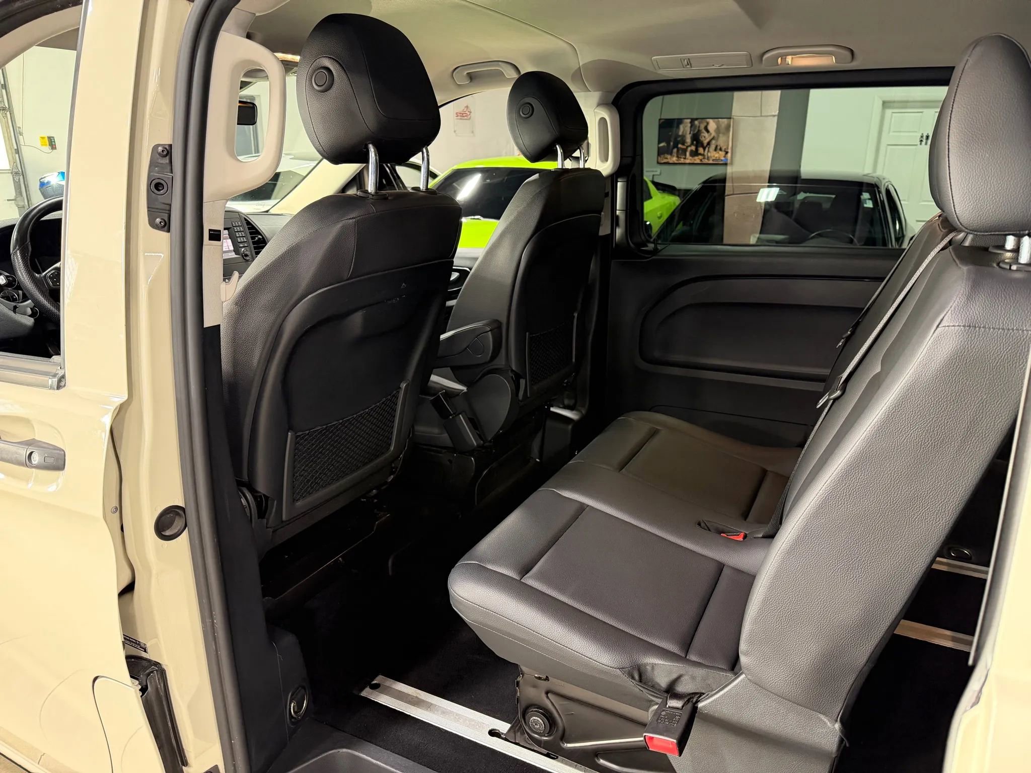 Used 2019 Mercedes-Benz Metris Passenger image 27