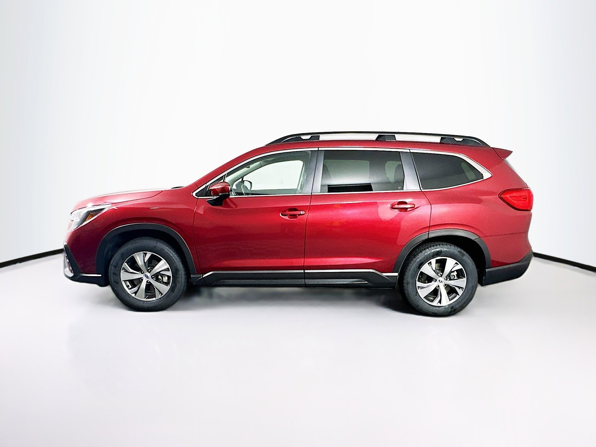 Used 2025 Subaru Ascent Premium image 4