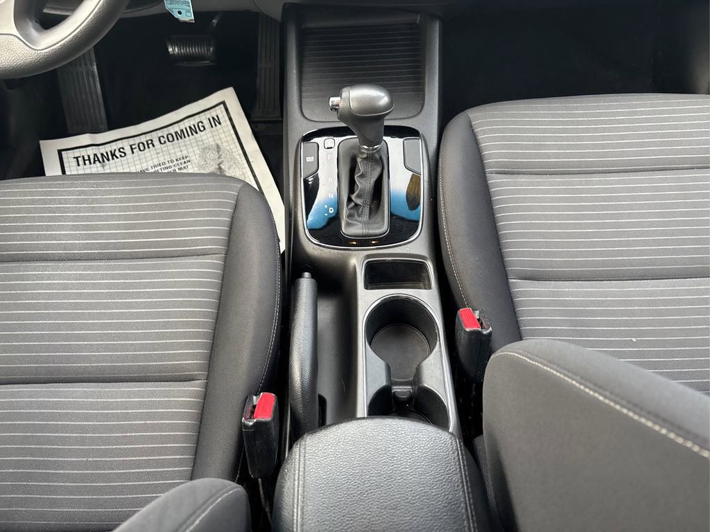 Used 2017 Kia Forte LX w/ LX Popular Package image 18