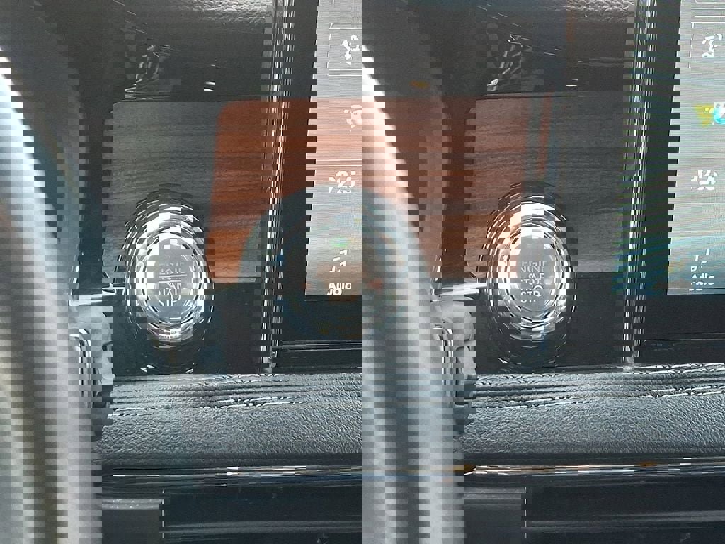 Used 2022 Lincoln Corsair Reserve w/ Equipment Group 201A AWD/4WD image 24