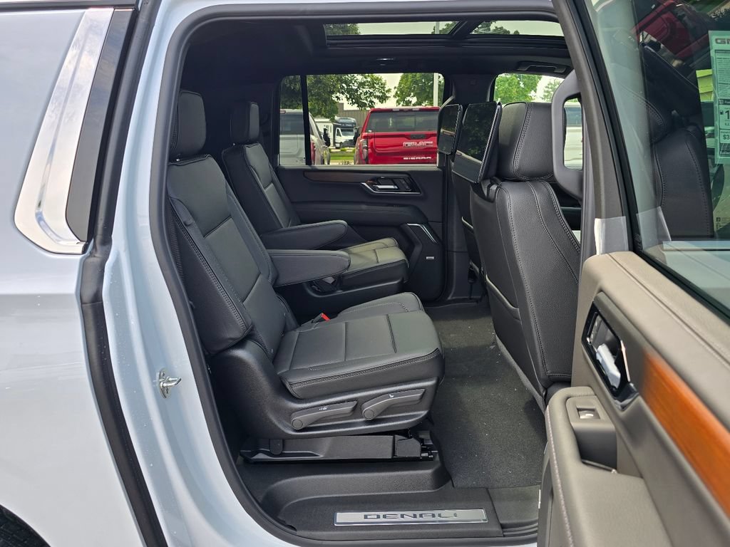 New 2026 GMC Yukon XL Denali w/ Advanced Technology Package AWD/4WD image 28