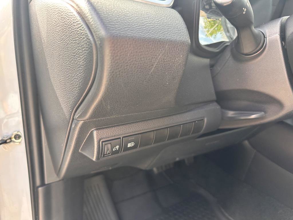 Used 2022 Toyota Corolla LE FWD image 9