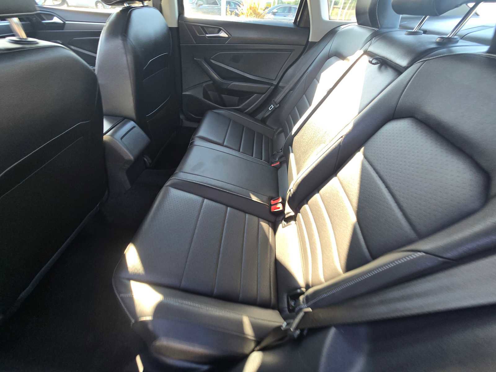 Used 2024 Volkswagen Jetta SE image 20