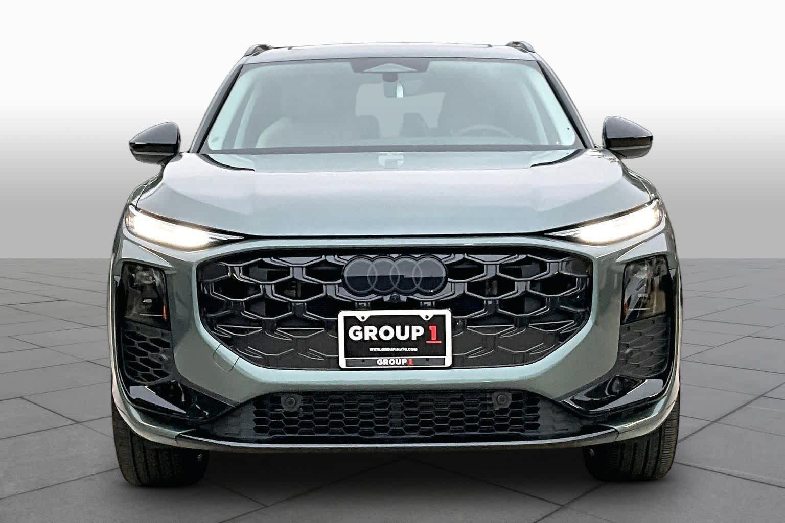 New 2026 Audi Q3 quattro 2.0T AWD/4WD image 3