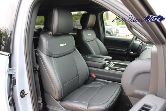 New 2026 Ford Expedition Max Platinum w/ Stealth Appearance Package AWD/4WD image 7