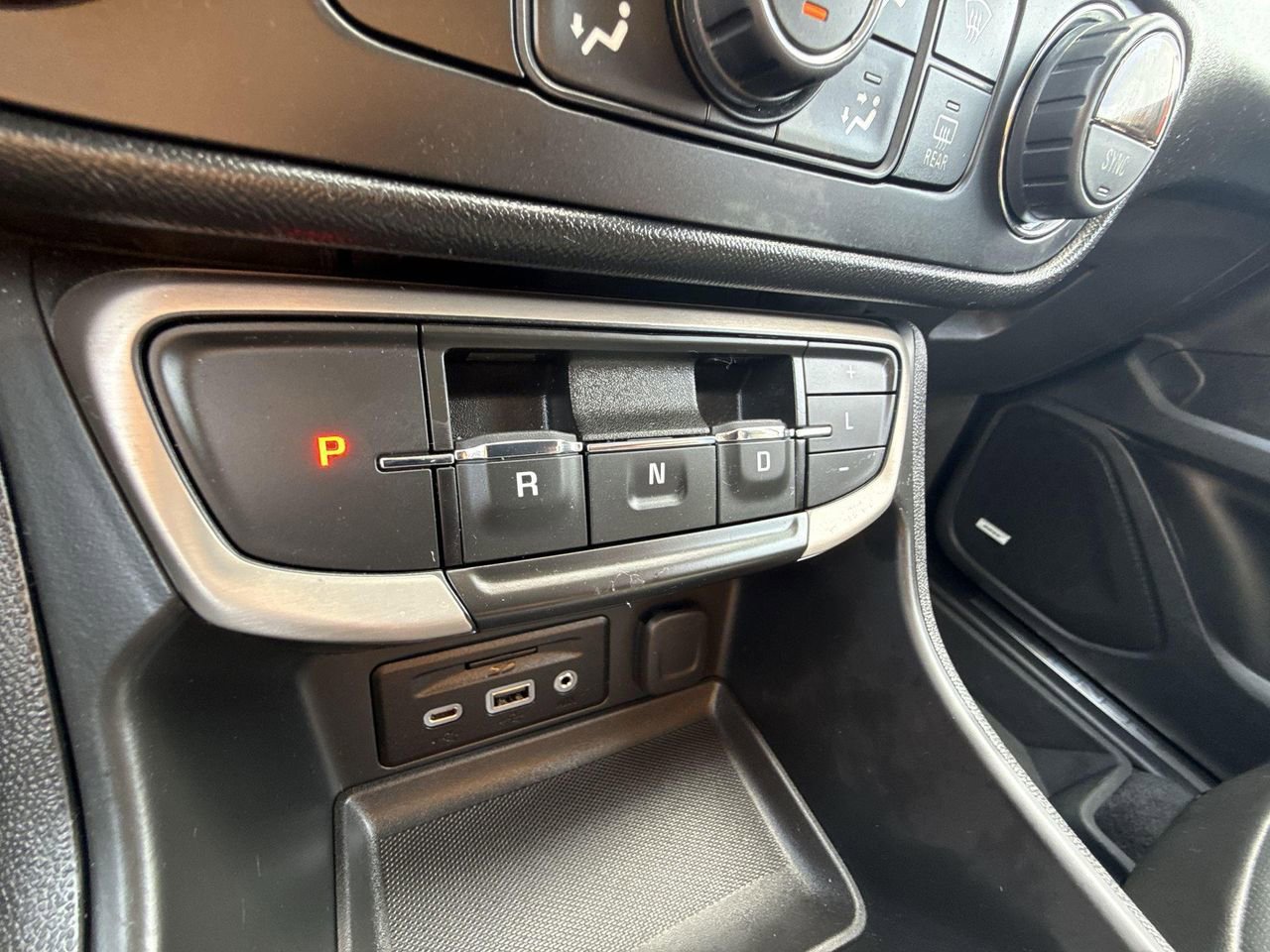 Used 2023 GMC Terrain Denali w/ Denali Premium Package image 21