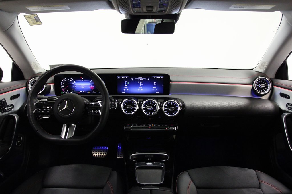 Certified 2024 Mercedes-Benz CLA 250 4MATIC image 2