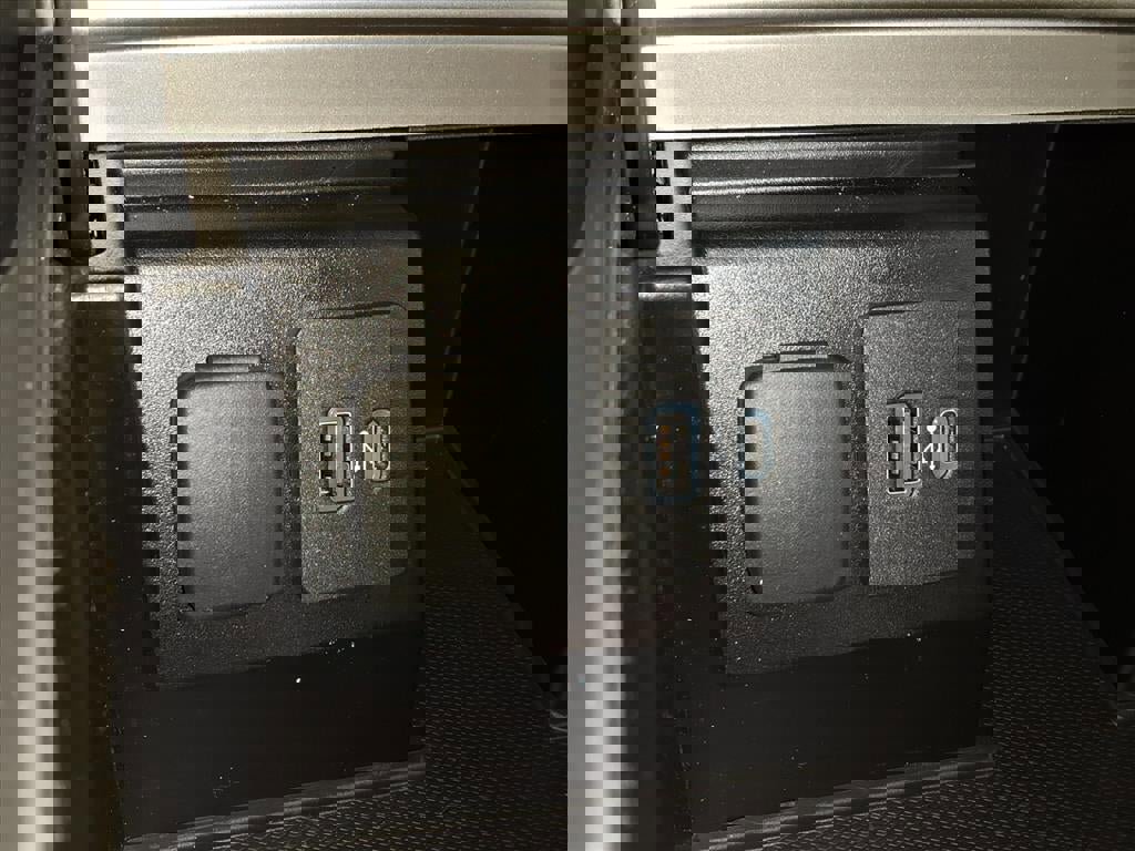 Used 2020 Ford Explorer XLT w/ Class III Trailer Tow Package image 20