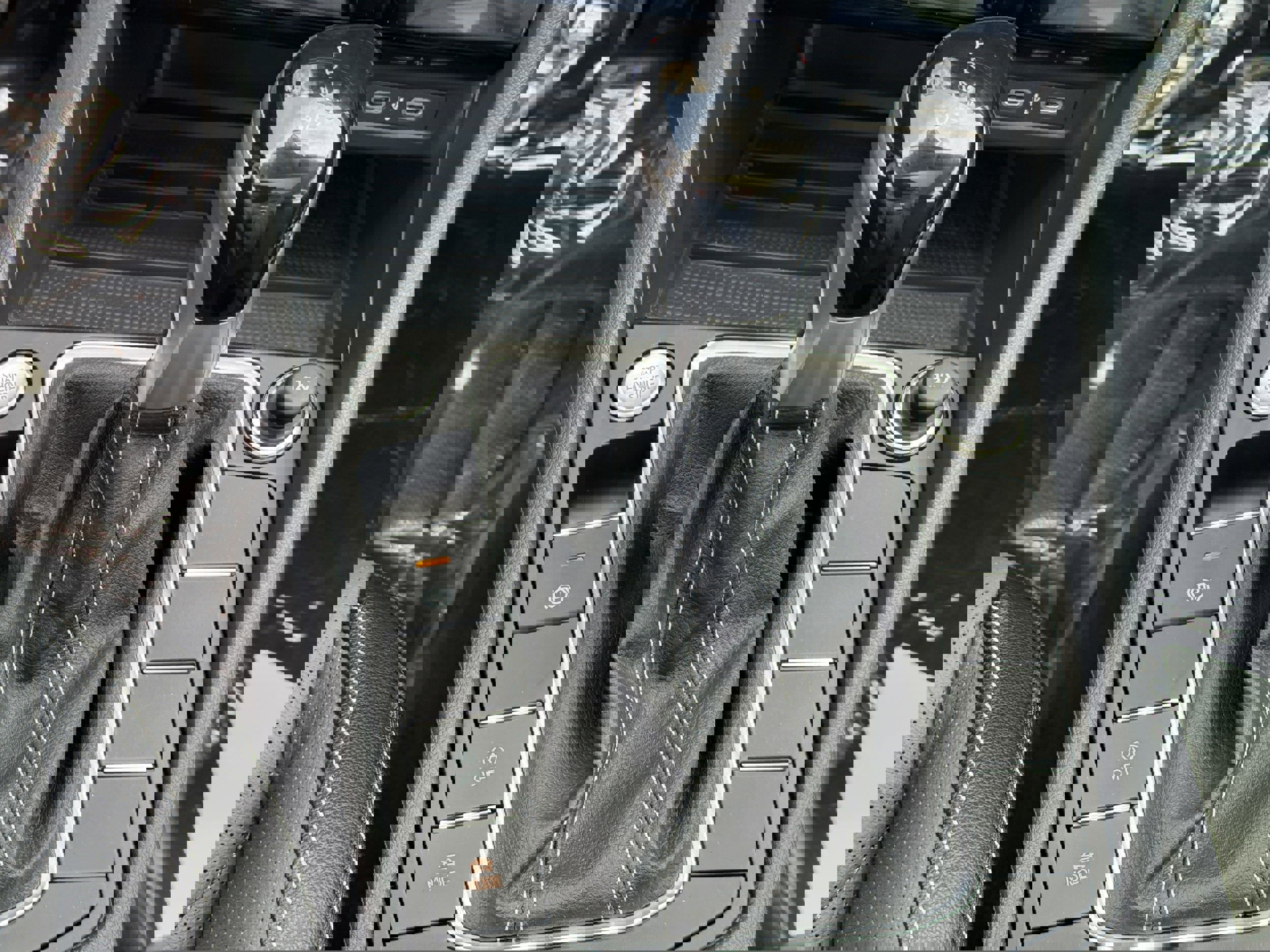 New 2025 Volkswagen Jetta SEL image 26