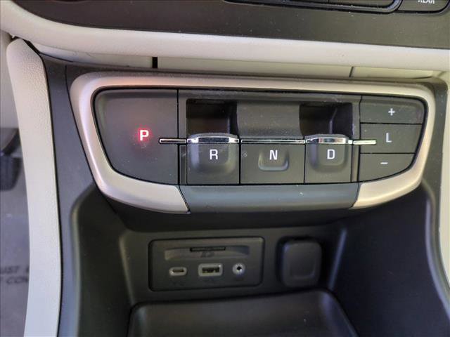 Used 2023 GMC Terrain Denali w/ Denali Premium Package image 12