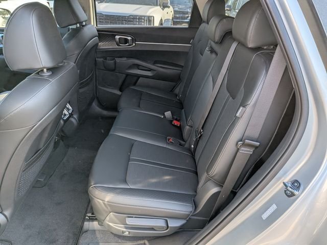 New 2026 Kia Sorento S w/ S Panoramic Sunroof Package FWD image 16