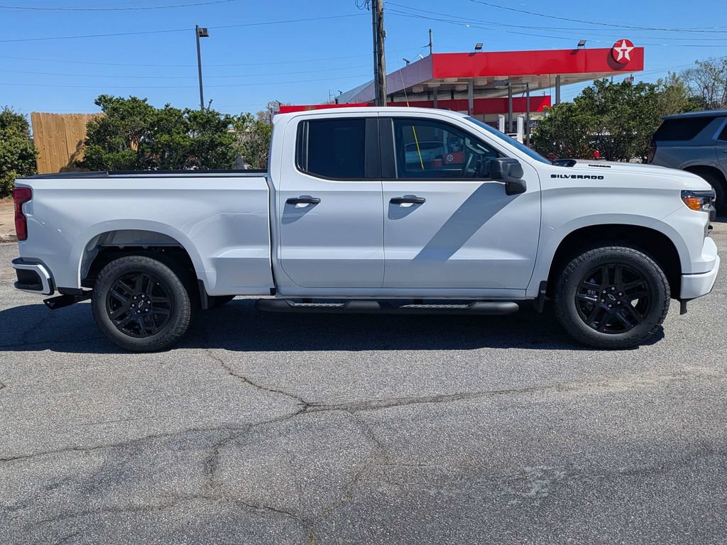 New 2026 Chevrolet Silverado 1500 Custom w/ Turbomax Blackout Package RWD image 3