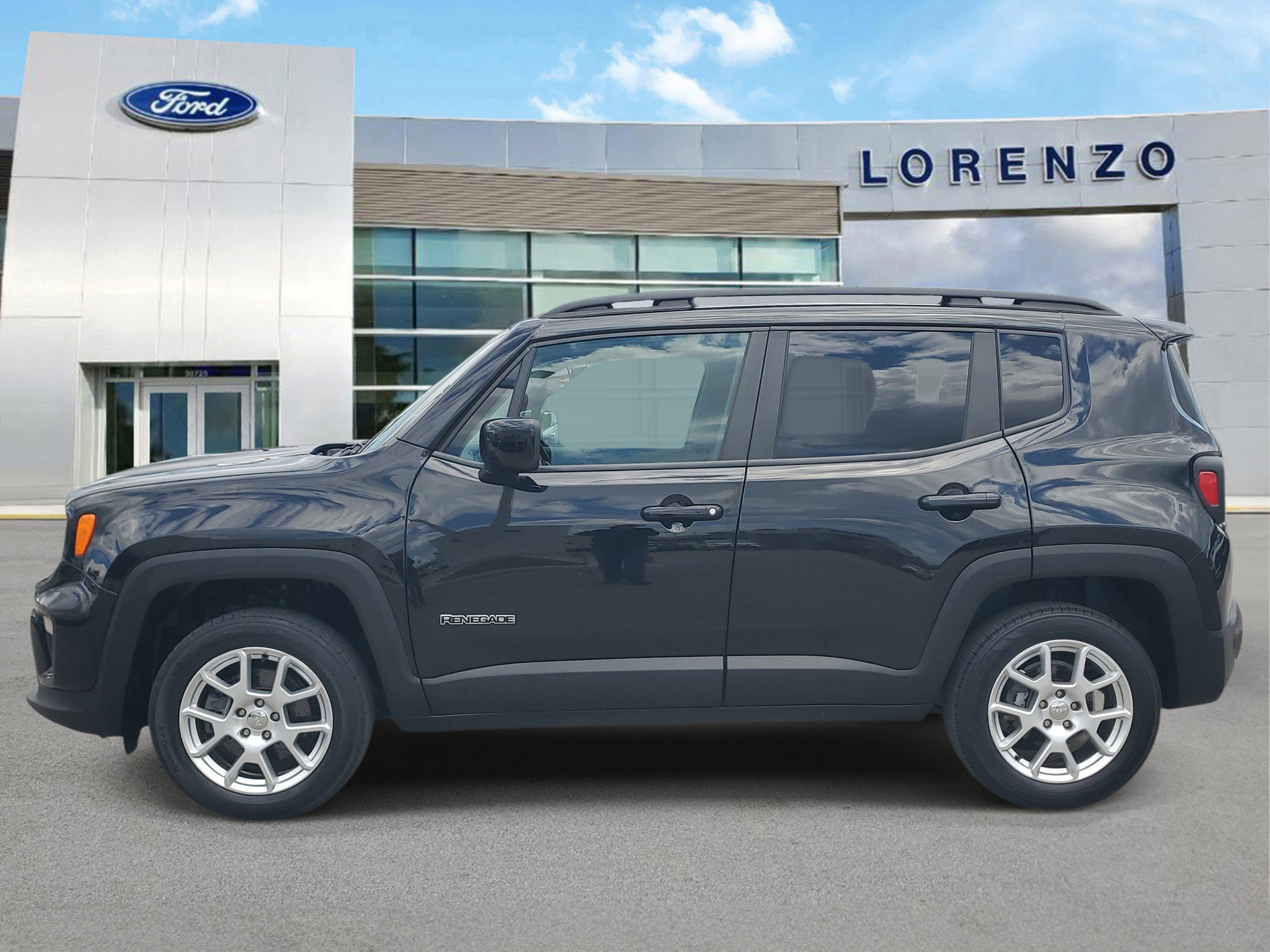 Used 2021 Jeep Renegade Latitude AWD/4WD image 6
