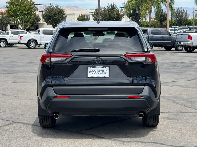 Used 2023 Toyota RAV4 LE FWD image 7