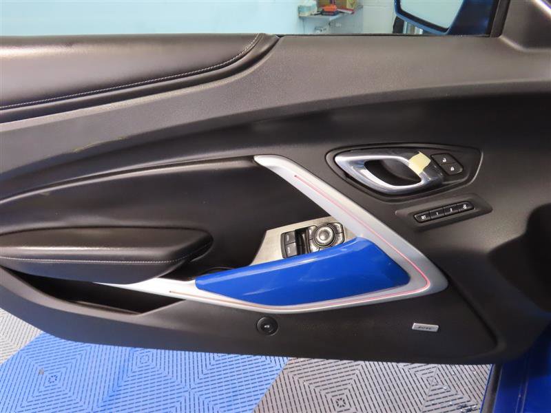 Used 2017 Chevrolet Camaro SS image 17