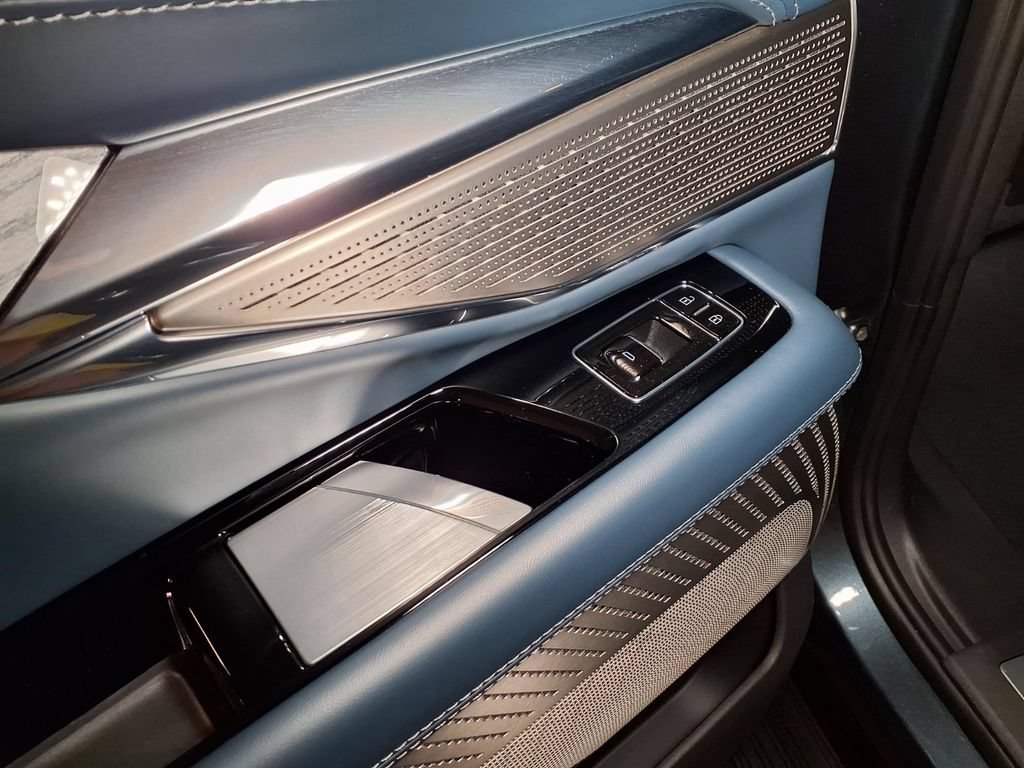 Certified 2026 Cadillac Escalade IQ Sport 2 AWD/4WD image 17