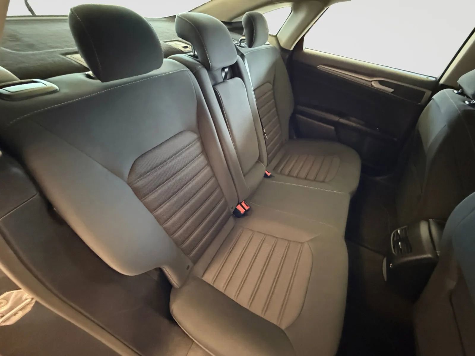 Used 2019 Ford Fusion SE image 51