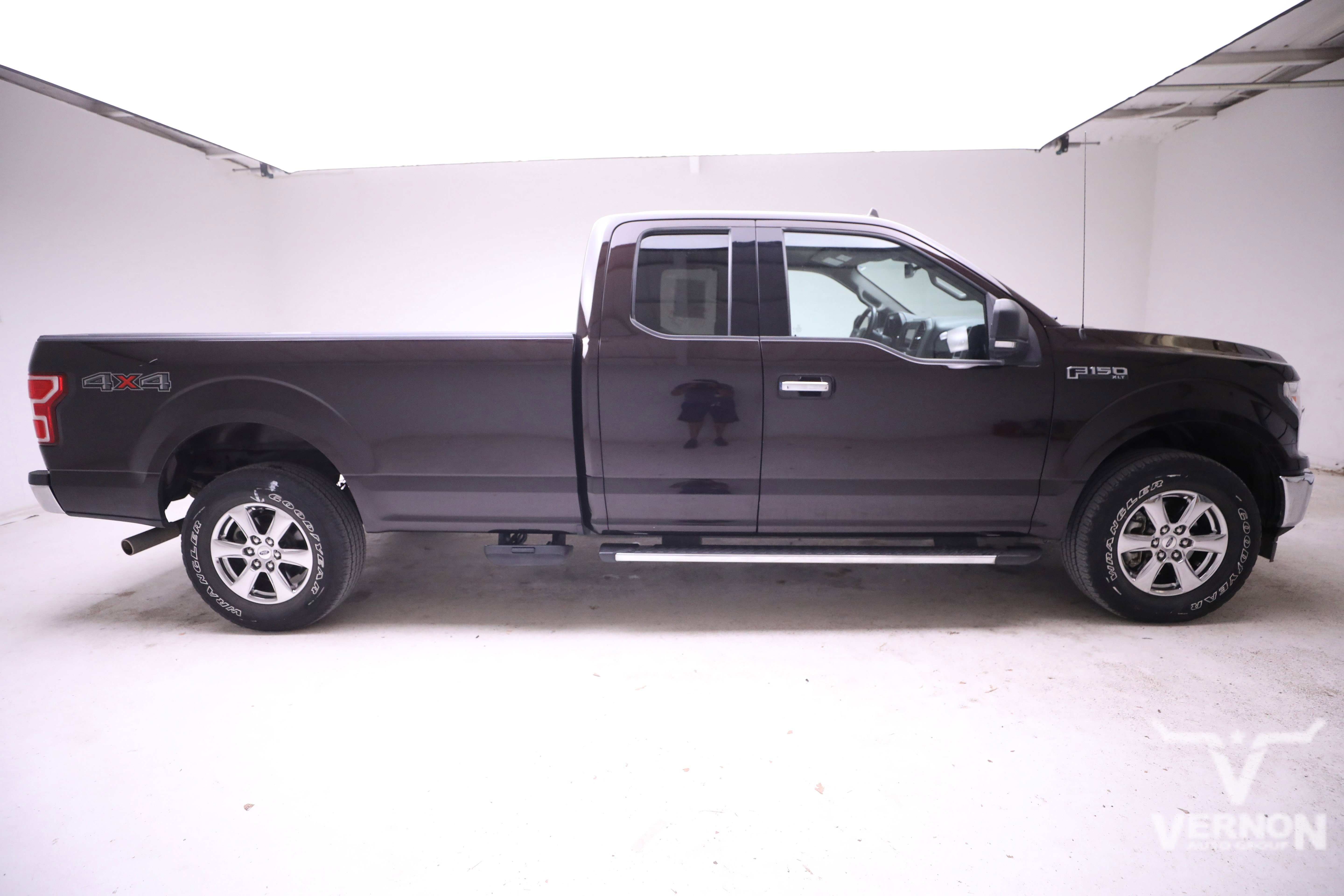 Used 2019 Ford F150 XLT w/ Equipment Group 301A Mid image 5