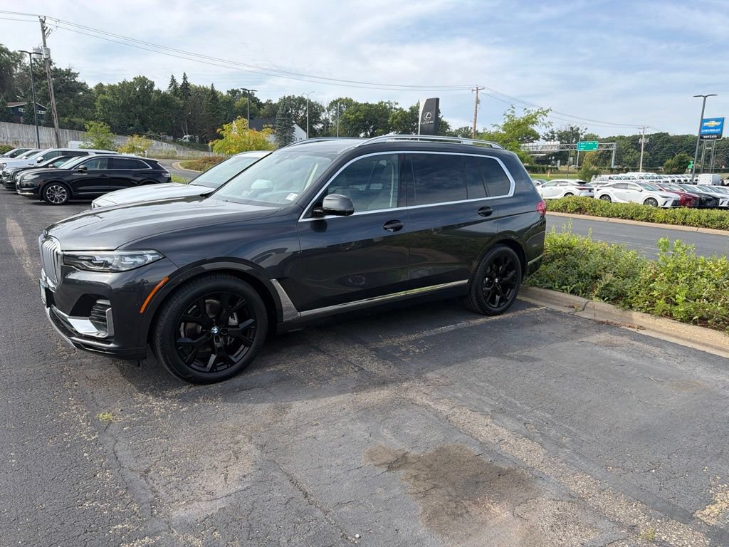 Used 2020 BMW X7 xDrive40i w/ Premium Package AWD/4WD video 1