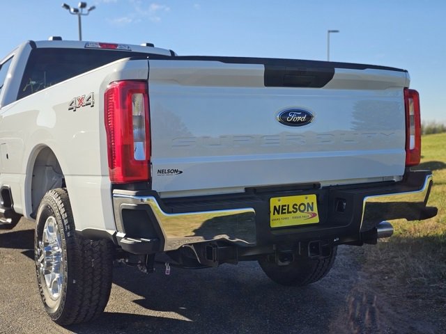 New 2026 Ford F350 4x4 Crew Cab Super Duty image 3