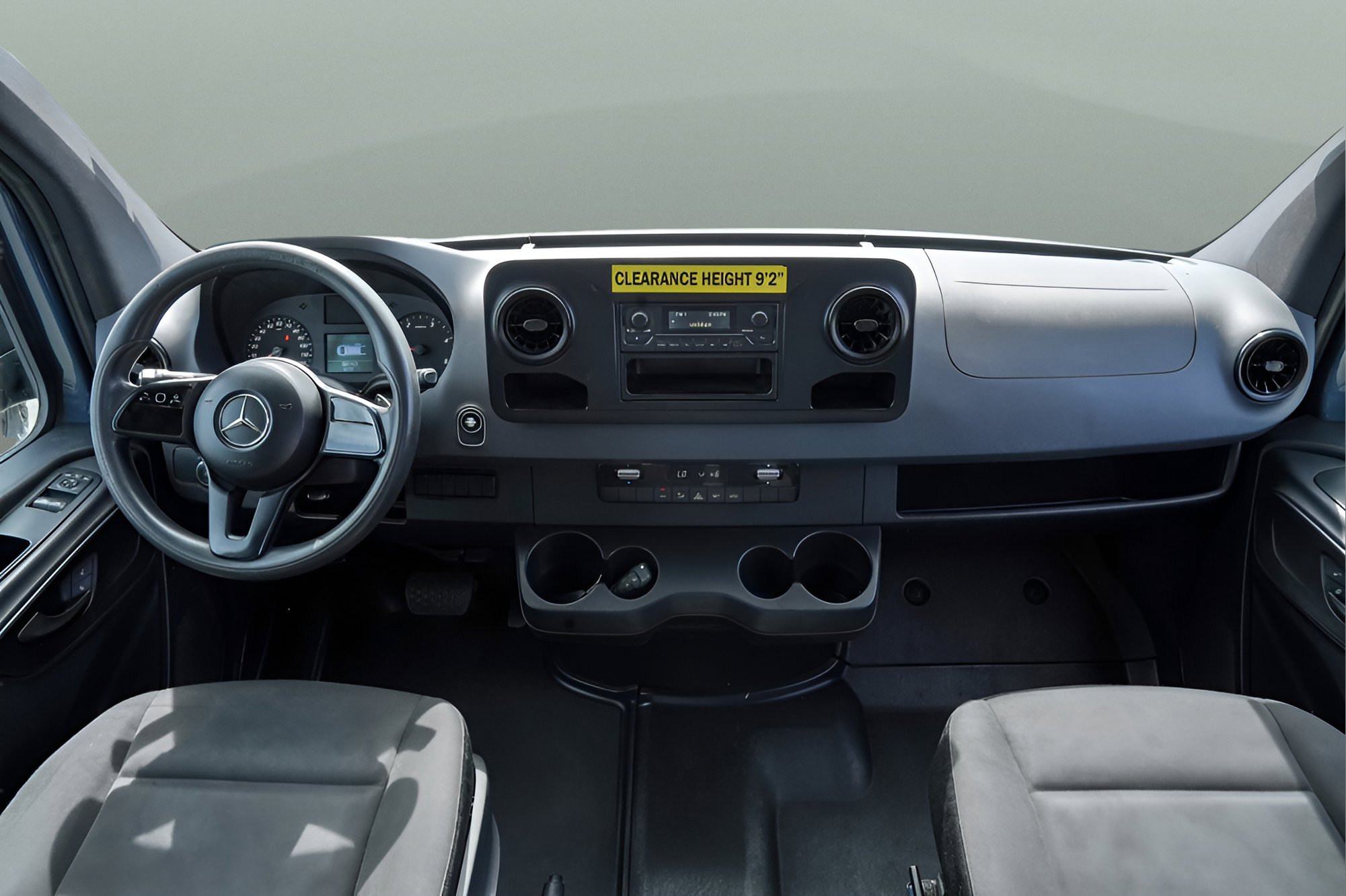 Used 2019 Mercedes-Benz Sprinter 144 image 11