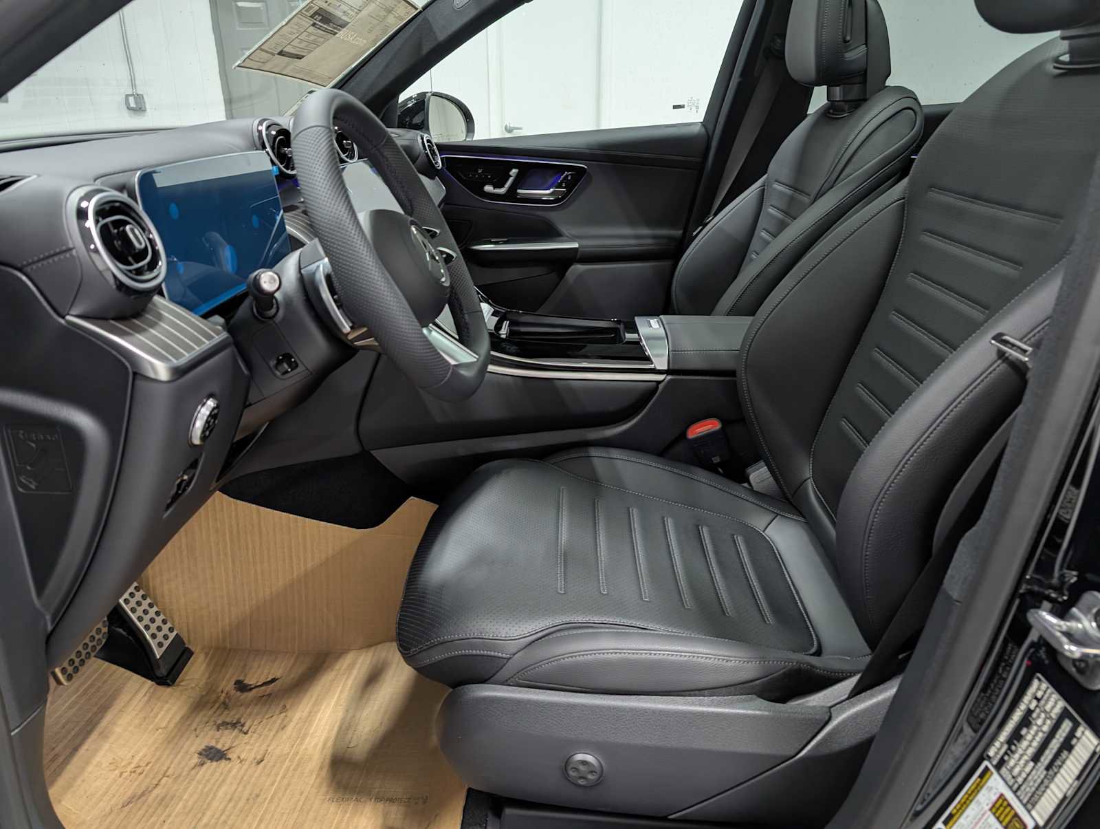 New 2026 Mercedes-Benz GLC 300 4MATIC image 4