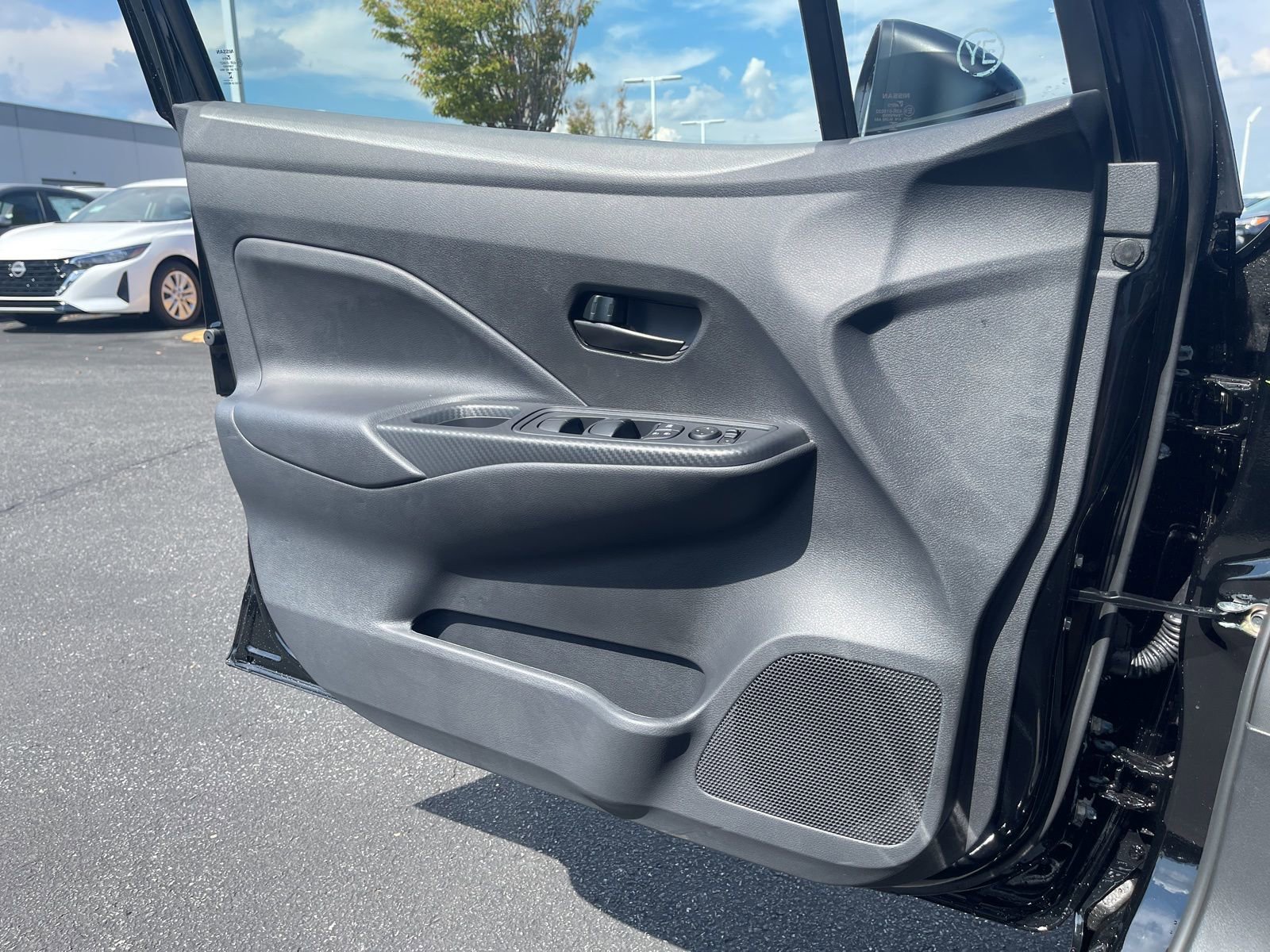 New 2025 Nissan Versa S w/ Trunk Package image 29