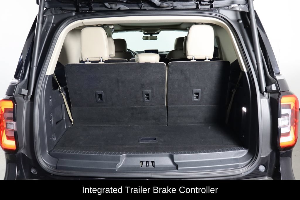 Used 2023 Ford Expedition Limited AWD/4WD image 18