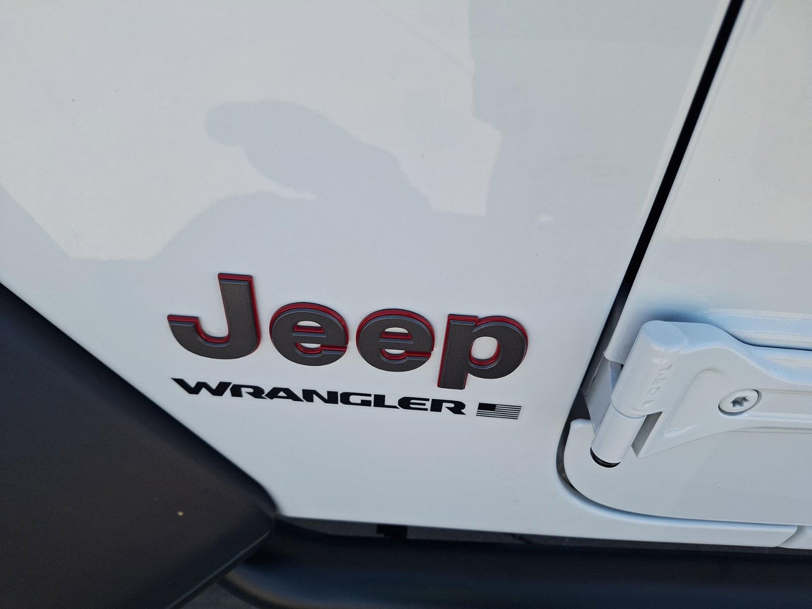 Used 2024 Jeep Wrangler Unlimited Rubicon w/ Convenience Group AWD/4WD image 14