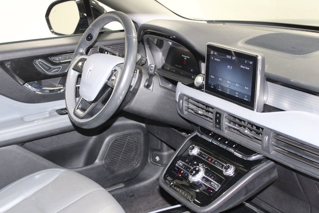 Used 2022 Lincoln Corsair Reserve w/ Equipment Group 201A image 32