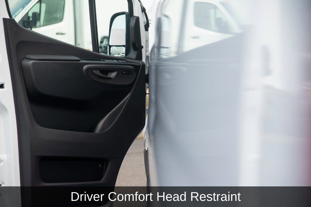 Used 2025 Mercedes-Benz Sprinter 2500 image 26