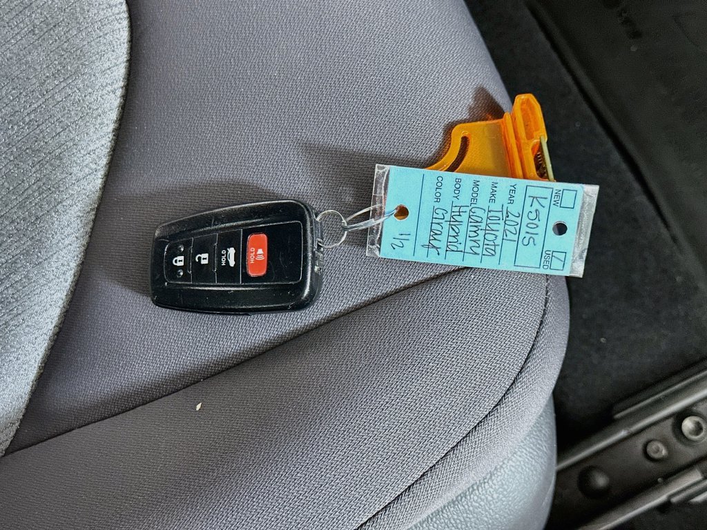 Used 2021 Toyota Camry LE FWD image 36