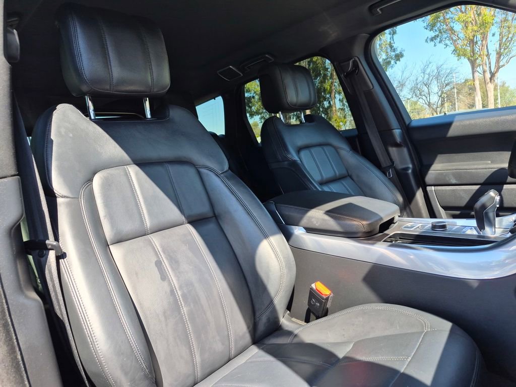 Used 2021 Land Rover Range Rover Sport SE image 38