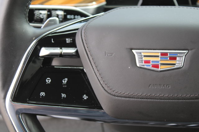 Used 2025 Cadillac Escalade Sport Platinum AWD/4WD image 19