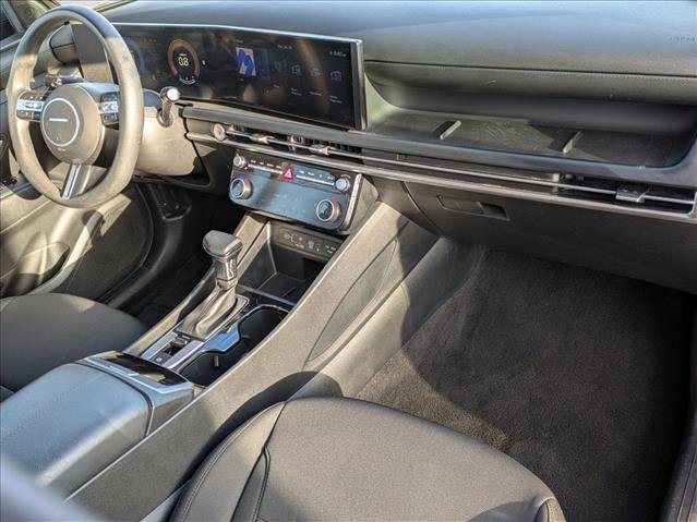 Certified 2025 Hyundai Tucson SEL image 17